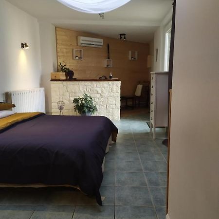 Chambre D'Hote La Caure Bussiere-Dunoise Екстер'єр фото